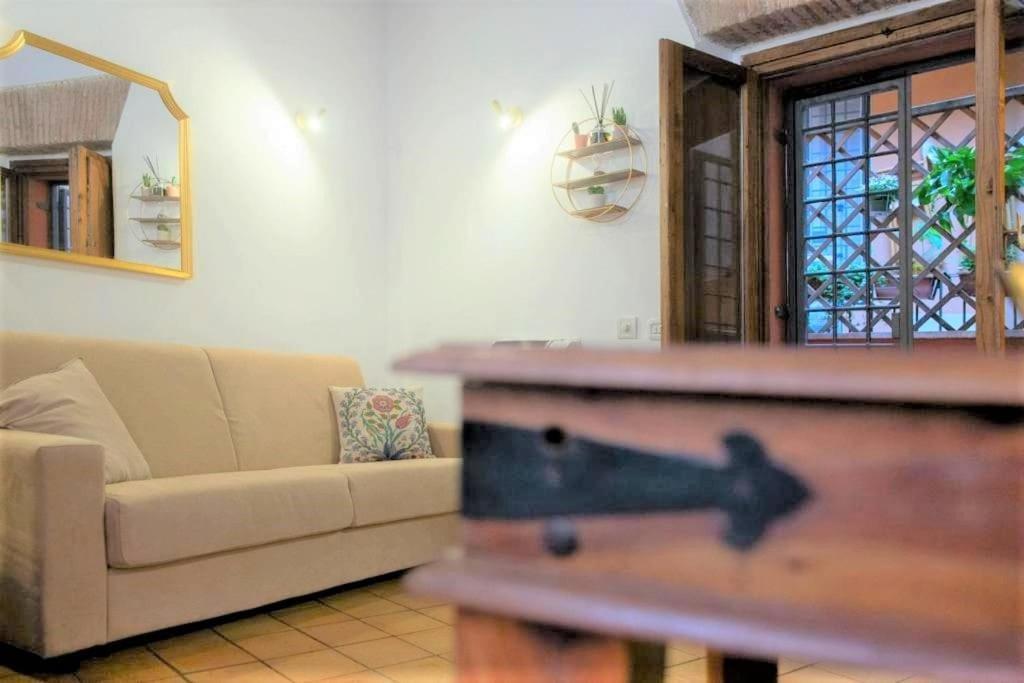 Apartment Monti Wood Loft Rom